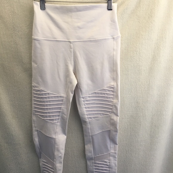 Alo yoga high rise moto leggings - Picture 3 of 9